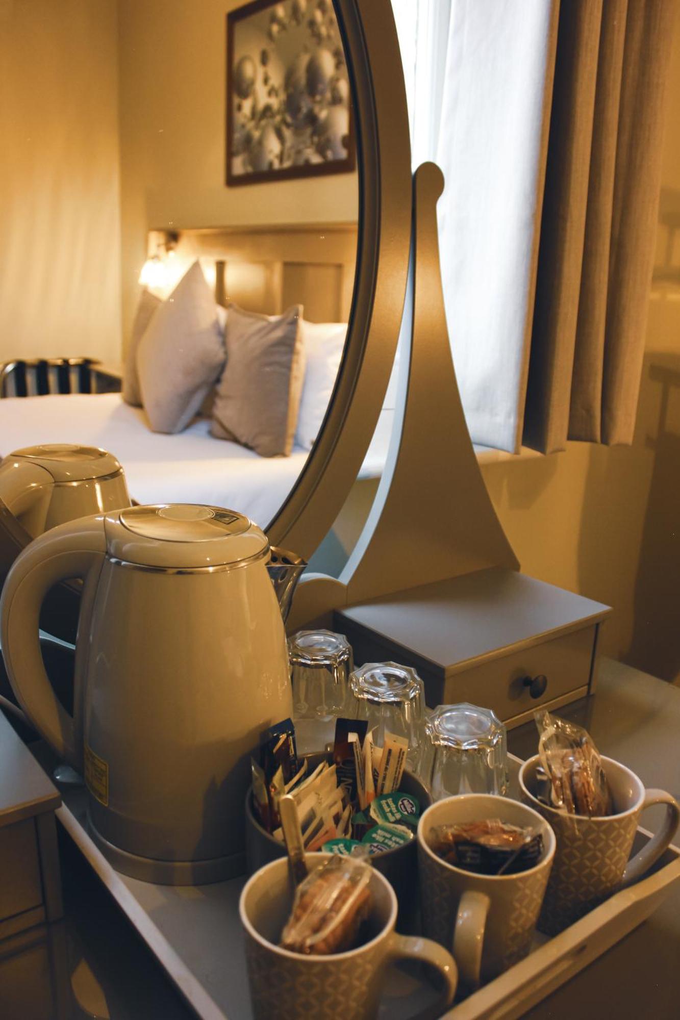 The Kings Arms Hotell Swindon Eksteriør bilde