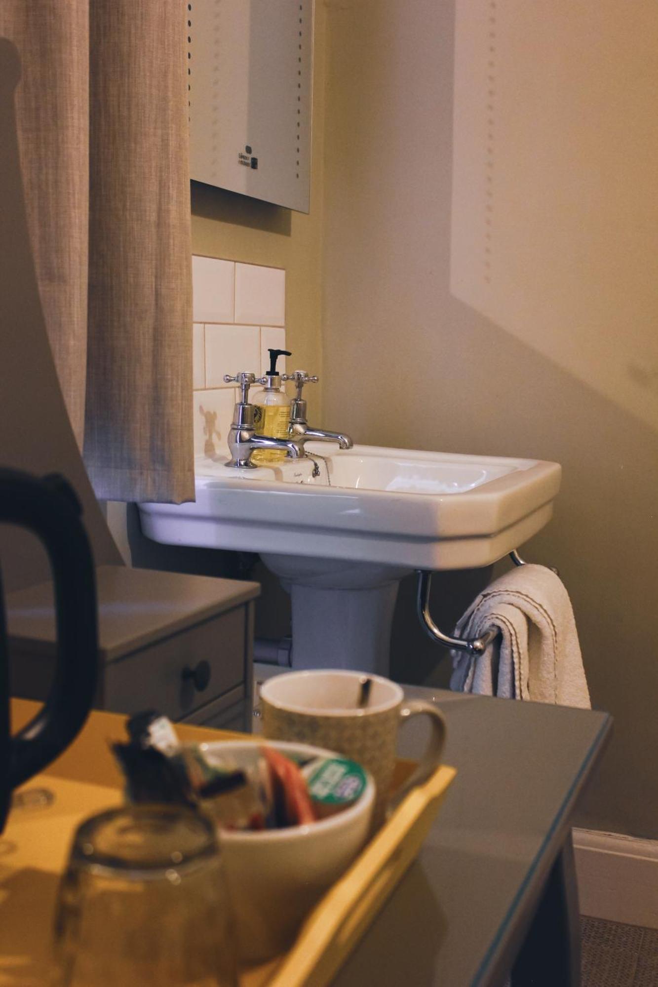 The Kings Arms Hotell Swindon Eksteriør bilde