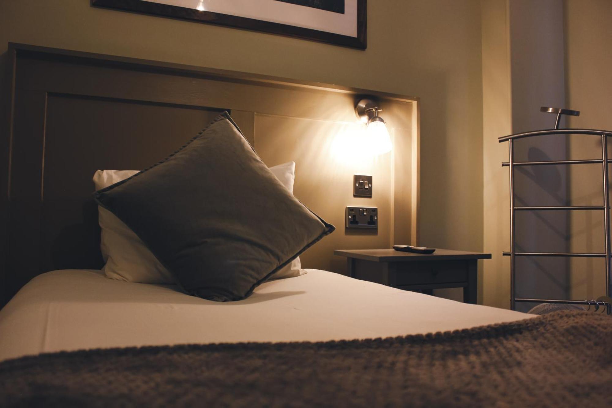 The Kings Arms Hotell Swindon Eksteriør bilde